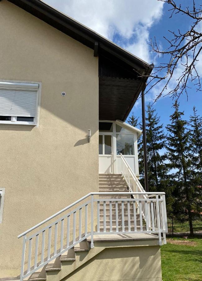 Apartman Potok Ливно Экстерьер фото