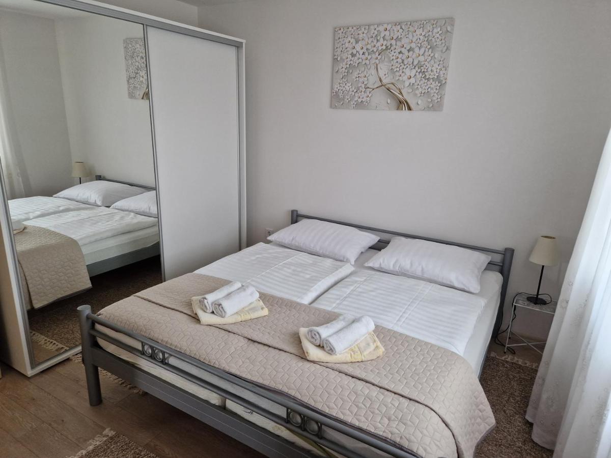 Apartman Potok Ливно Экстерьер фото